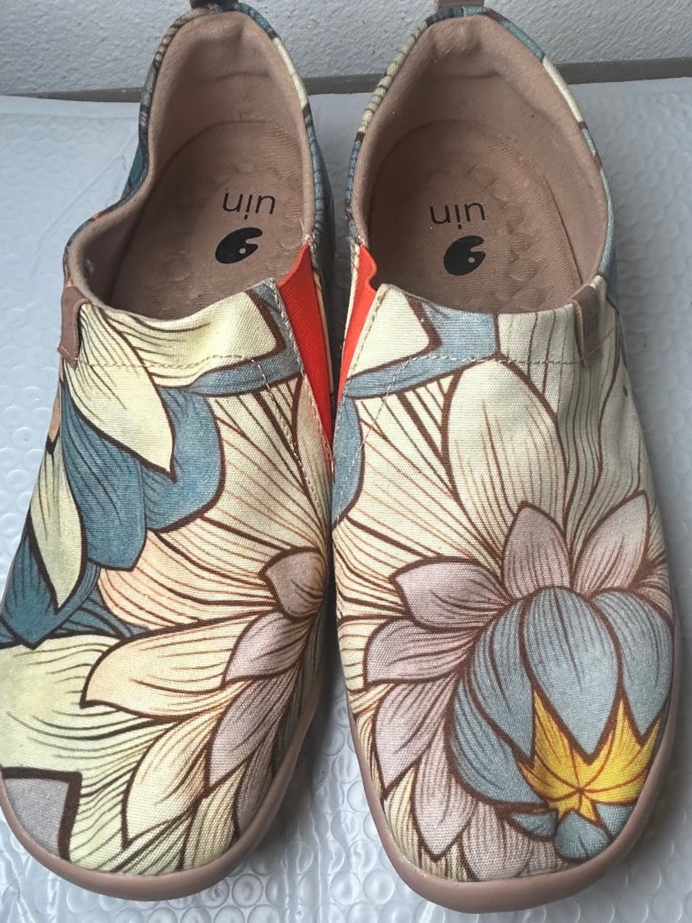 UIN Women's Nelumbo Toledo Canvas Slip-On Loafers Artistic Comfort Shoes Sz 10